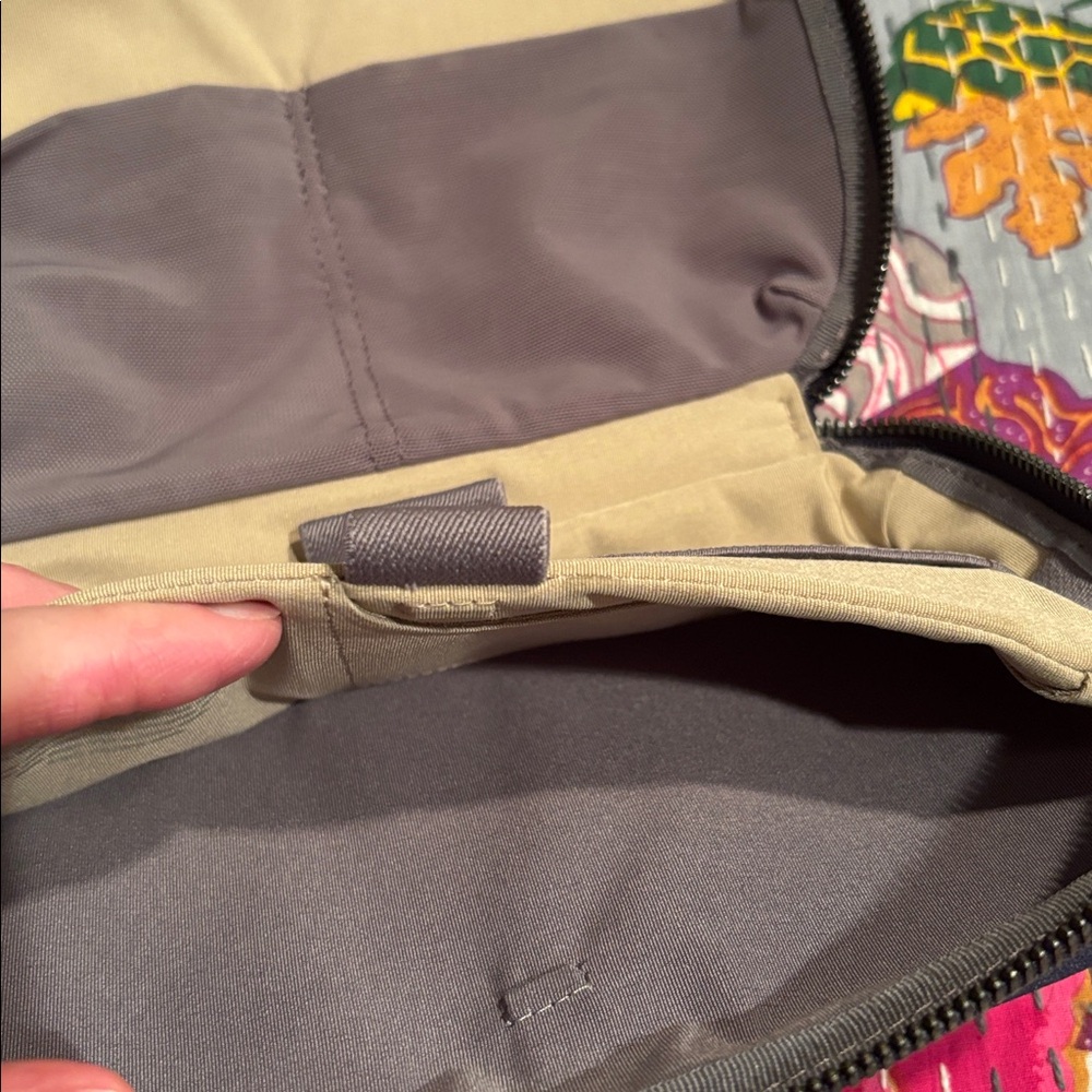 Bellroy Tech Kit Navy - Picture 10 of 10